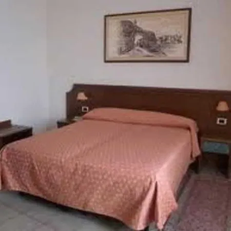 San Pietro 3* 아시시