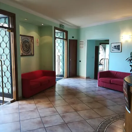 San Pietro Hotel Asís